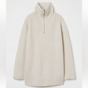 H&M long sweater tunic. Size XS. Great condition